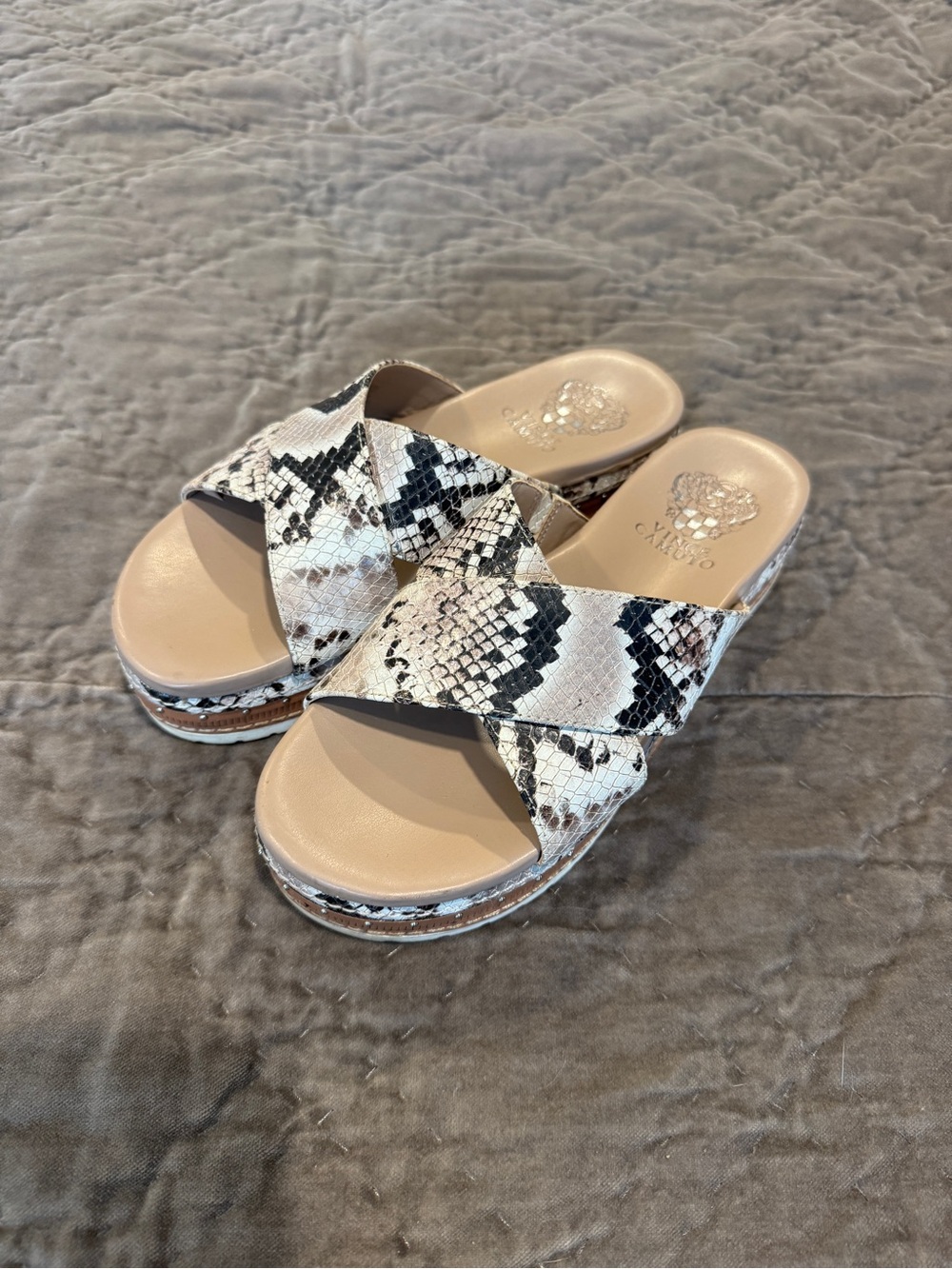 Vince Camuto Platform Snakeskin Slide Sandals Size 6.5